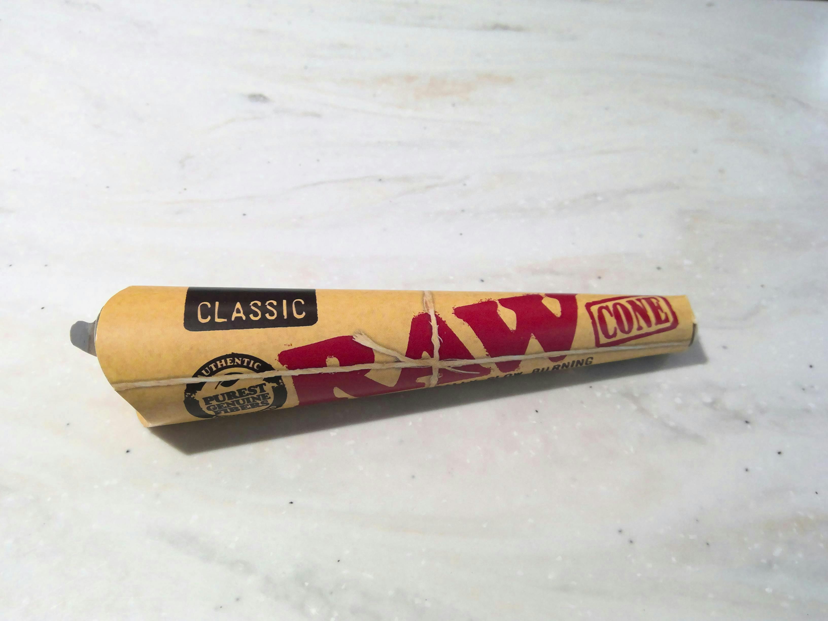 Raw Unrefined Pre-Rolled Cone 1 1/4 6pk